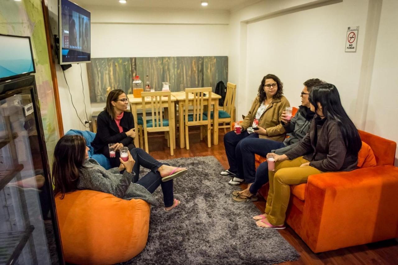 Hostal Casa Aborigen サンティアゴ エクステリア 写真