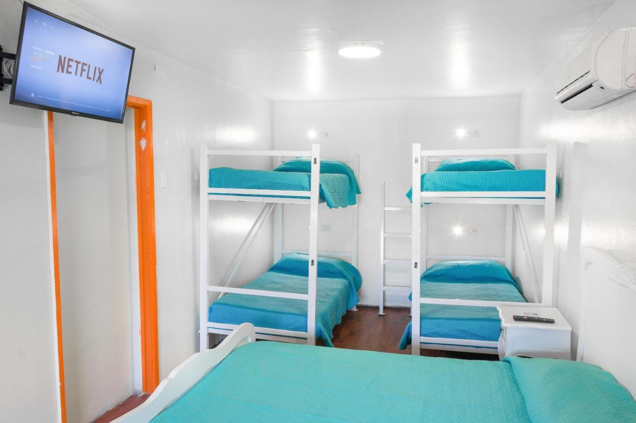 Hostal Casa Aborigen サンティアゴ エクステリア 写真