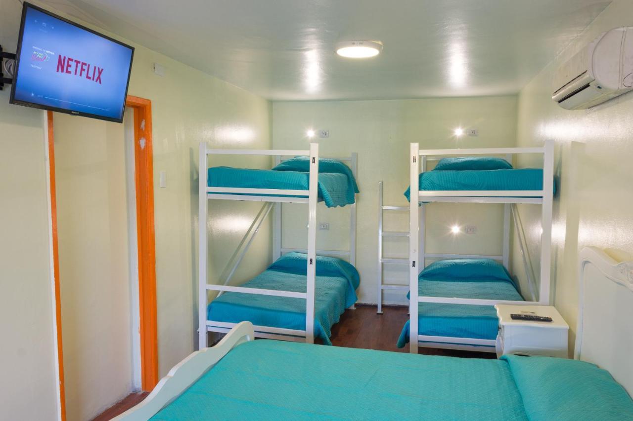 Hostal Casa Aborigen サンティアゴ エクステリア 写真